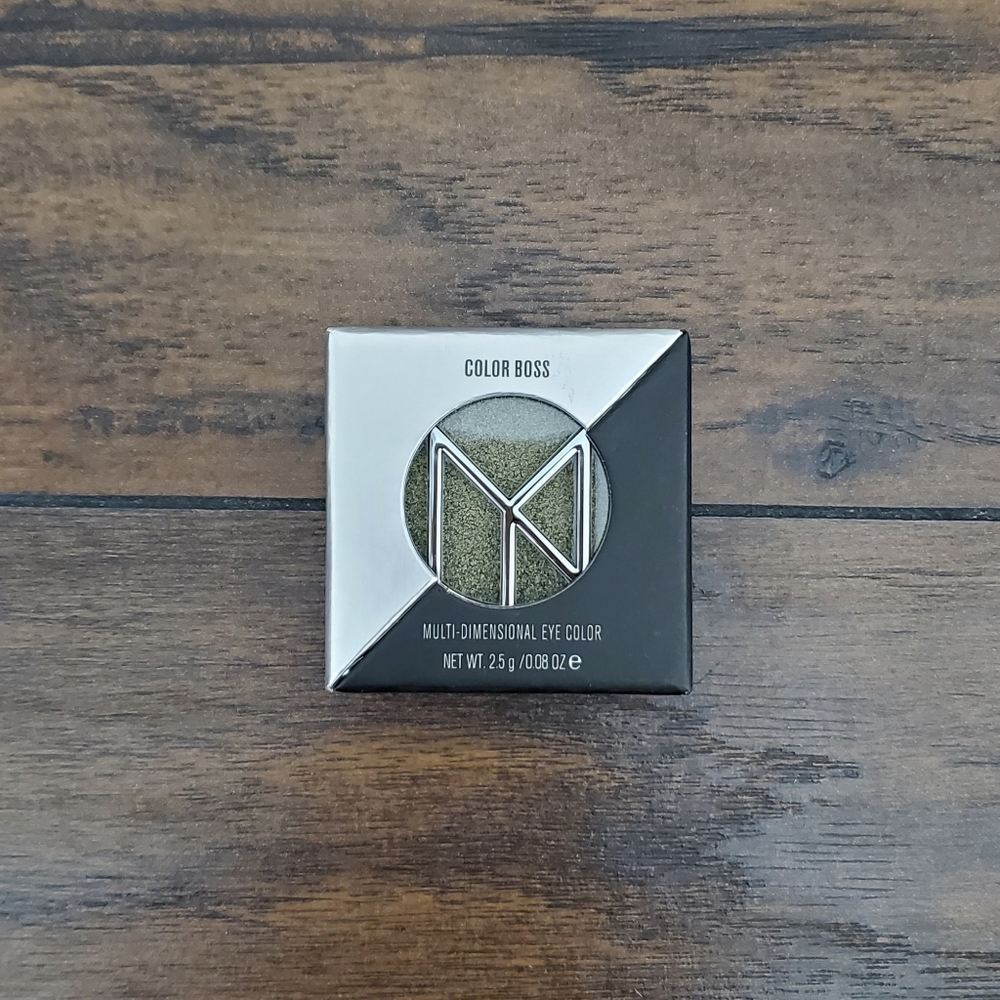 IL MAKIAGE Color Boss Multi-Dimensional Eye Color